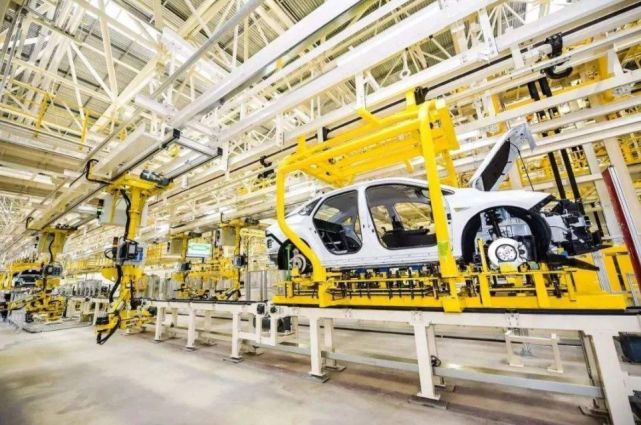 道路機(jī)動車輛生產(chǎn)新政背后的三重深意